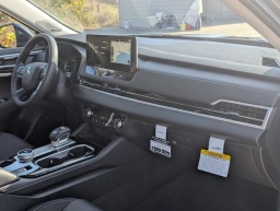 Mitsubishi Outlander ES FWD 2026