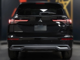 Mitsubishi Outlander SE FWD 2026