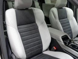 Mitsubishi Outlander SE FWD 2026