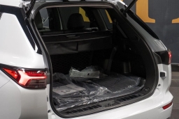Mitsubishi Outlander SE FWD 2026
