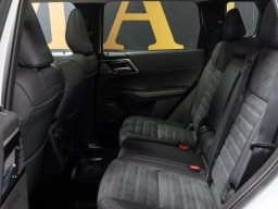 Mitsubishi Outlander SE FWD 2026