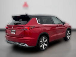 Mitsubishi Outlander SEL FWD 2026