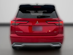 Mitsubishi Outlander SEL FWD 2026