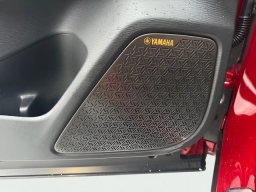 Mitsubishi Outlander SEL FWD 2026