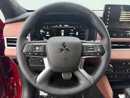 Mitsubishi Outlander SEL FWD 2026