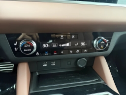 Mitsubishi Outlander SEL FWD 2026