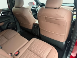 Mitsubishi Outlander SEL FWD 2026