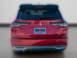 Mitsubishi Outlander SEL FWD 2026