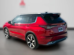 Mitsubishi Outlander SEL FWD 2026