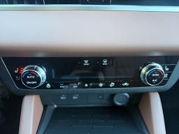 Mitsubishi Outlander SEL FWD 2026