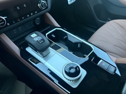 Mitsubishi Outlander SEL FWD 2026