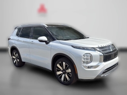 Mitsubishi Outlander SEL FWD 2026