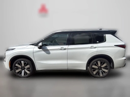 Mitsubishi Outlander SEL FWD 2026