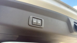 Mitsubishi Outlander SEL FWD 2026