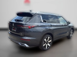 Mitsubishi Outlander SEL FWD 2026