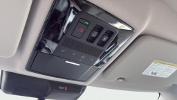 Mitsubishi Outlander SEL FWD 2026