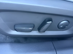 Mitsubishi Outlander SEL FWD 2026