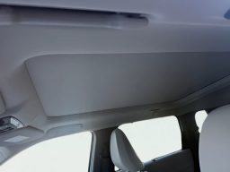 Mitsubishi Outlander SEL FWD 2026