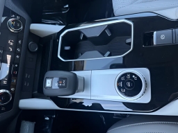 Mitsubishi Outlander SEL FWD 2026