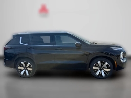 Mitsubishi Outlander SEL FWD 2026