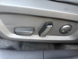 Mitsubishi Outlander SEL FWD 2026