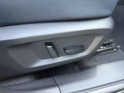 Mitsubishi Outlander SEL FWD 2026