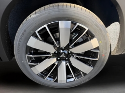 Mitsubishi Outlander SEL FWD 2026