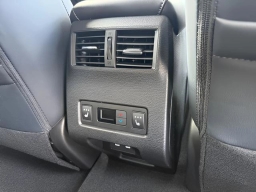 Mitsubishi Outlander SEL FWD 2026