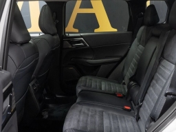 Mitsubishi Outlander SE S-AWC 2026