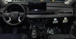 Mitsubishi Outlander SEL S-AWC 2026