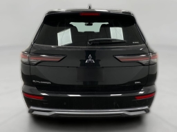 Mitsubishi Outlander SEL S-AWC 2026