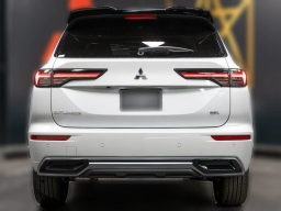 Mitsubishi Outlander SEL S-AWC 2026