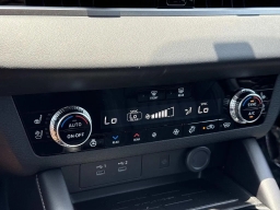 Mitsubishi Outlander SEL S-AWC 2026
