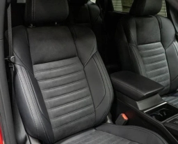 Mitsubishi Outlander Plug-In Hybrid SE S-AWC 2025