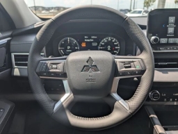 Mitsubishi Outlander Plug-In Hybrid SE S-AWC 2025