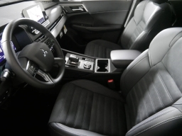 Mitsubishi Outlander Plug-In Hybrid SE S-AWC 2025