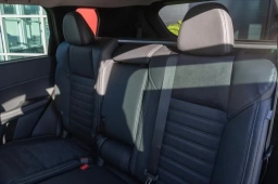 Mitsubishi Outlander Plug-In Hybrid SE S-AWC 2025