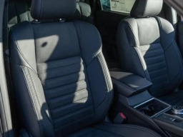 Mitsubishi Outlander Plug-In Hybrid SE S-AWC 2025