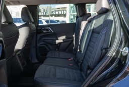 Mitsubishi Outlander Plug-In Hybrid SE S-AWC 2025