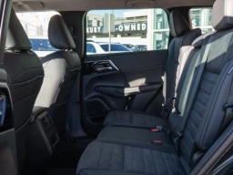 Mitsubishi Outlander Plug-In Hybrid SE S-AWC 2025