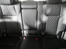 Mitsubishi Outlander Plug-In Hybrid SEL Black Edition S-AWC 2025