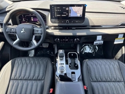 Mitsubishi Outlander Plug-In Hybrid SEL S-AWC 2026