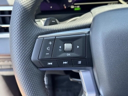 Mitsubishi Outlander Plug-In Hybrid SEL S-AWC 2026