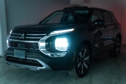 Mitsubishi Outlander Plug-In Hybrid SEL Platinum Edition S-AWC 2025