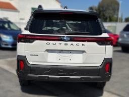Subaru Outback Limited AWD 2026