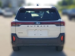 Subaru Outback Limited AWD 2026