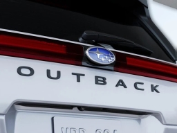 Subaru Outback Touring AWD 2026
