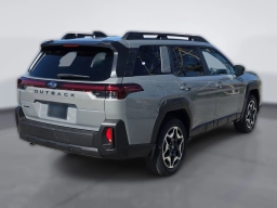 Subaru Outback Touring AWD 2026