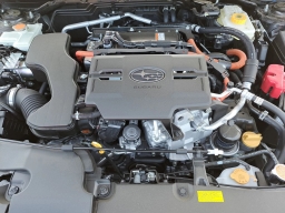 Subaru Crosstrek Limited Hybrid AWD 2026