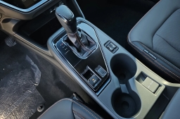 Subaru Crosstrek Limited Hybrid AWD 2026